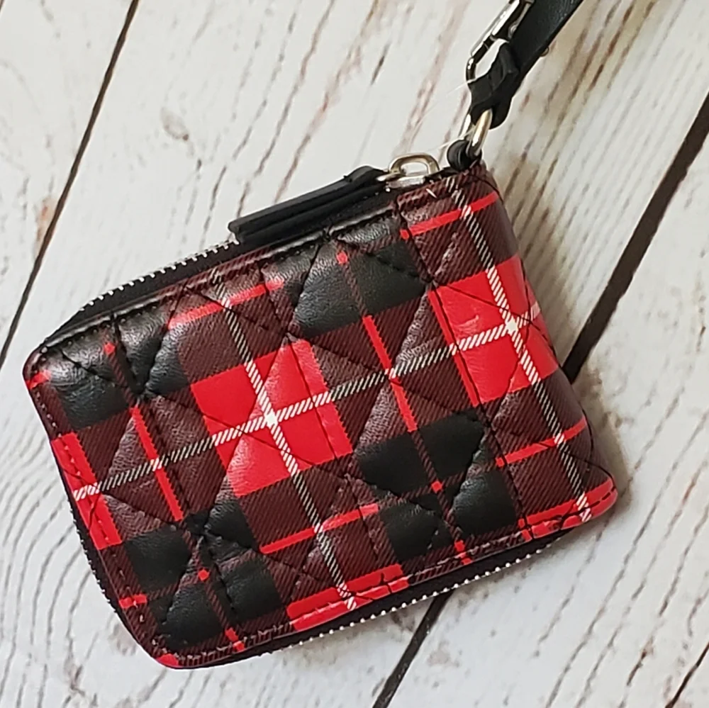 No Boundaries women's vinyl quilted wallet wristlet red and black plaid